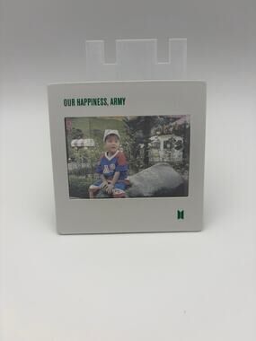 Jhope pc 2019 Seasons Greetings Baby Picture